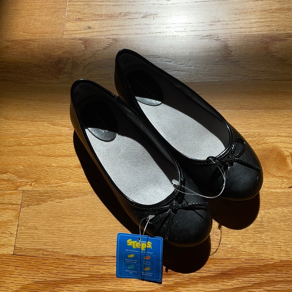 Girls flats
